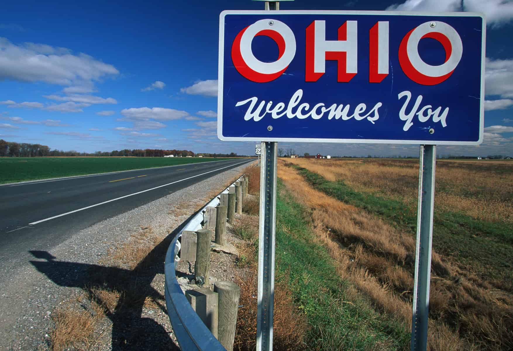 Image of sign that says Ohio Welcomes You