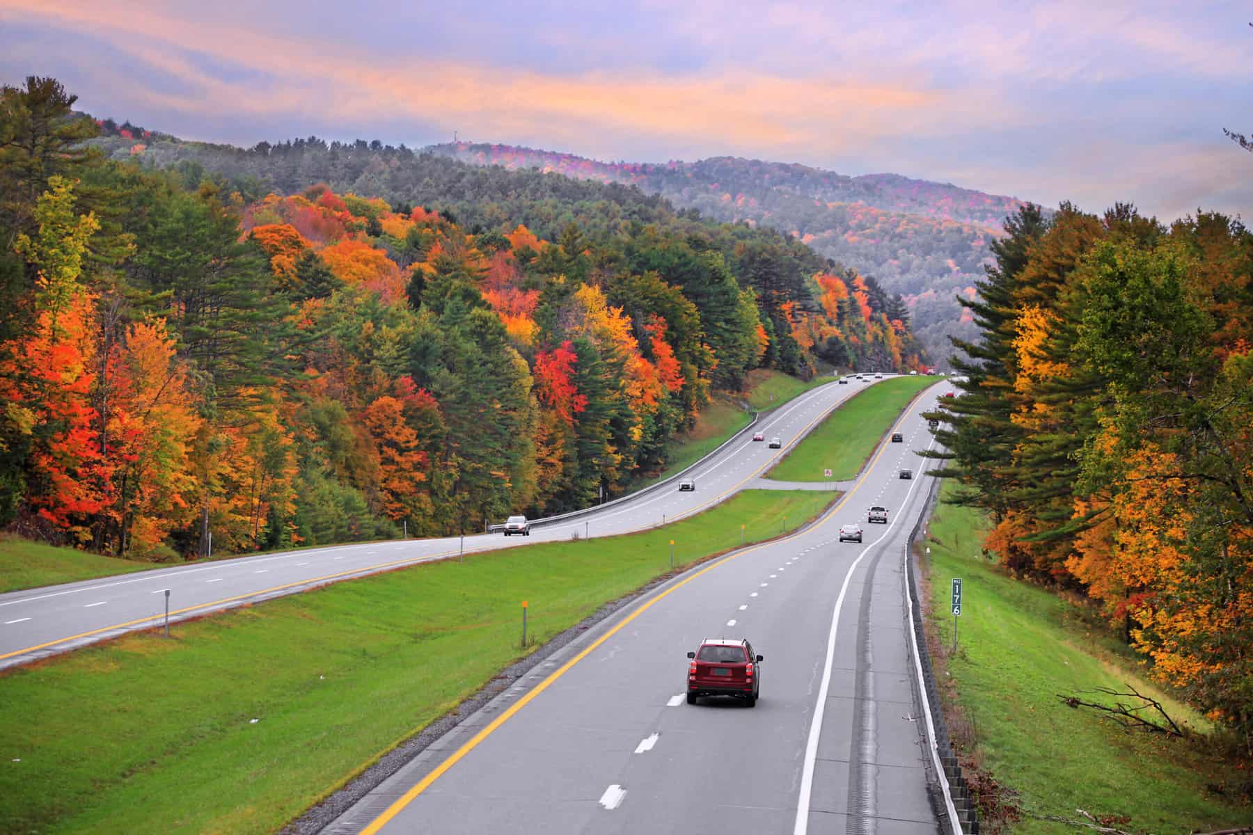 Scenic highway 89 in Vermont in autumn